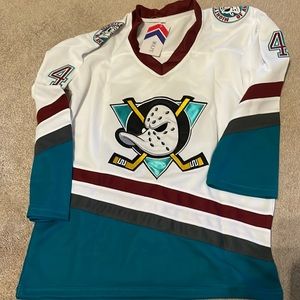 Youth size small vintage Mighty Ducks jersey NWT